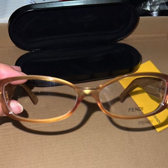 FENDI Glasses - Picture 4 of 6